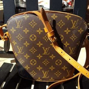 Sold!! LV Drouat Monogram Canvas